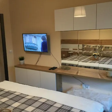 Your Place Apartment *